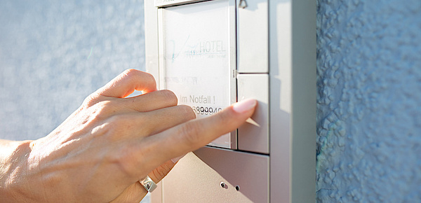 Sprech­anlagen bei Elektro Steber GmbH & Co. KG in Weil